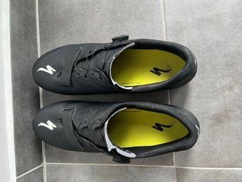 Used Specialized Torch 1.0 Road Shoes bike — image 5 of 6
