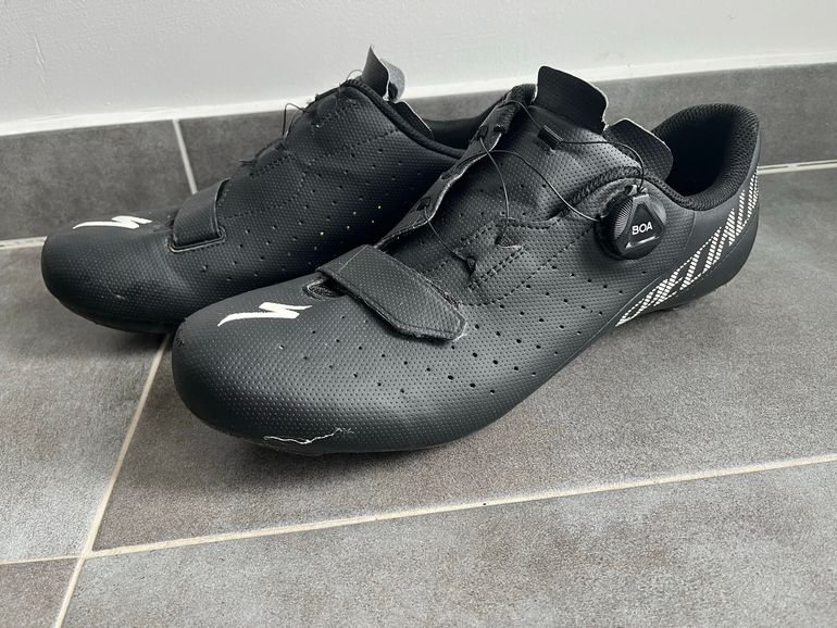 Used Specialized Torch 1.0 Road Shoes bike — image 3 of 6