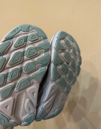 Brugt Hoka Clifton 9 bike — billede 7 af 7