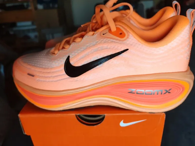 Nike Vomero Plus bike d'occasion — image 3 sur 8