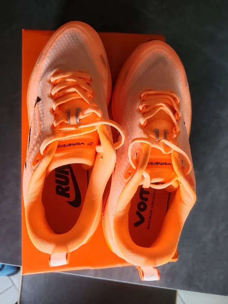 Nike Vomero Plus bike d'occasion — image 6 sur 8