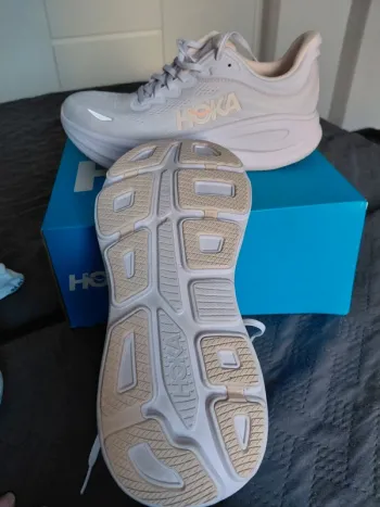 Hoka Bondi 9 bike usato — immagine 5 di 5