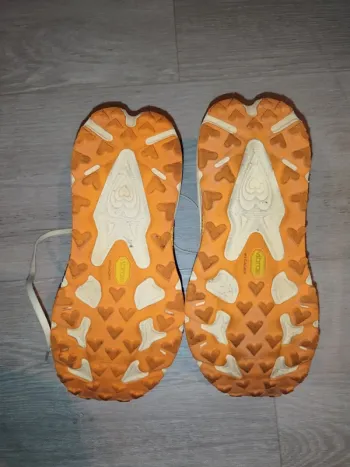 Hoka Speedgoat 7 bike de segunda mano — imagen 5 de 6
