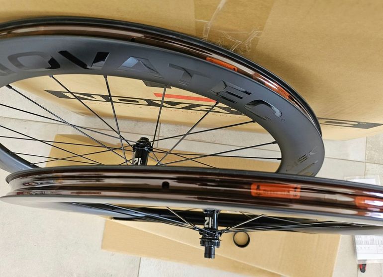 Novatec R6 Disc PRO Wheelset bike d'occasion — image 2 sur 3