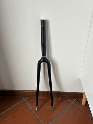 Used Look Hsc Fork 1" 330gr 2000 bike — image 2 of 13