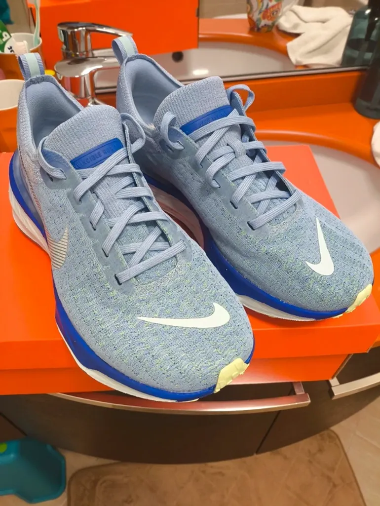Nike Invincible Run 3 bike d'occasion — image 1 sur 7