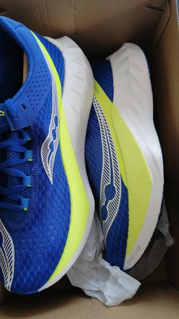 Used Saucony endorphin pro 4 Running Shoes