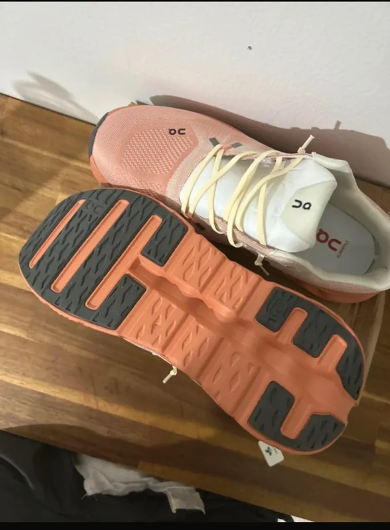 On Running On Shoes bike d'occasion — image 4 sur 5