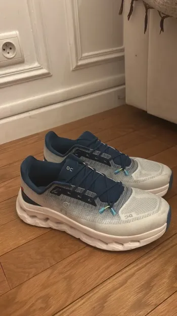On Running On sneakers bike d'occasion — image 2 sur 5
