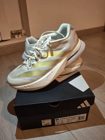 Used Adidas Adizero Boston 12 bike