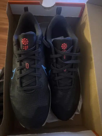 Nike Downshifter 12 bike d'occasion — image 4 sur 4