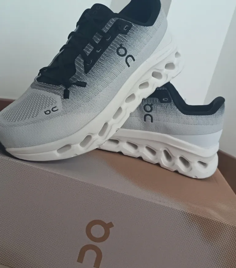 Käytetty On Running Shoes bike — kuva 5 / 5