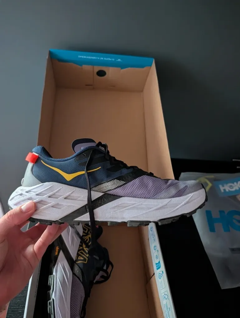 Brugt Hoka Speedgoat 7 bike — billede 2 af 4