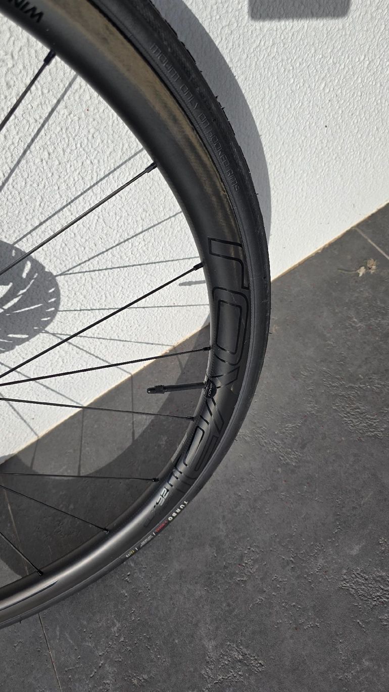 Käytetty Roval CLX 32 Complete Wheelset bike — kuva 10 / 14
