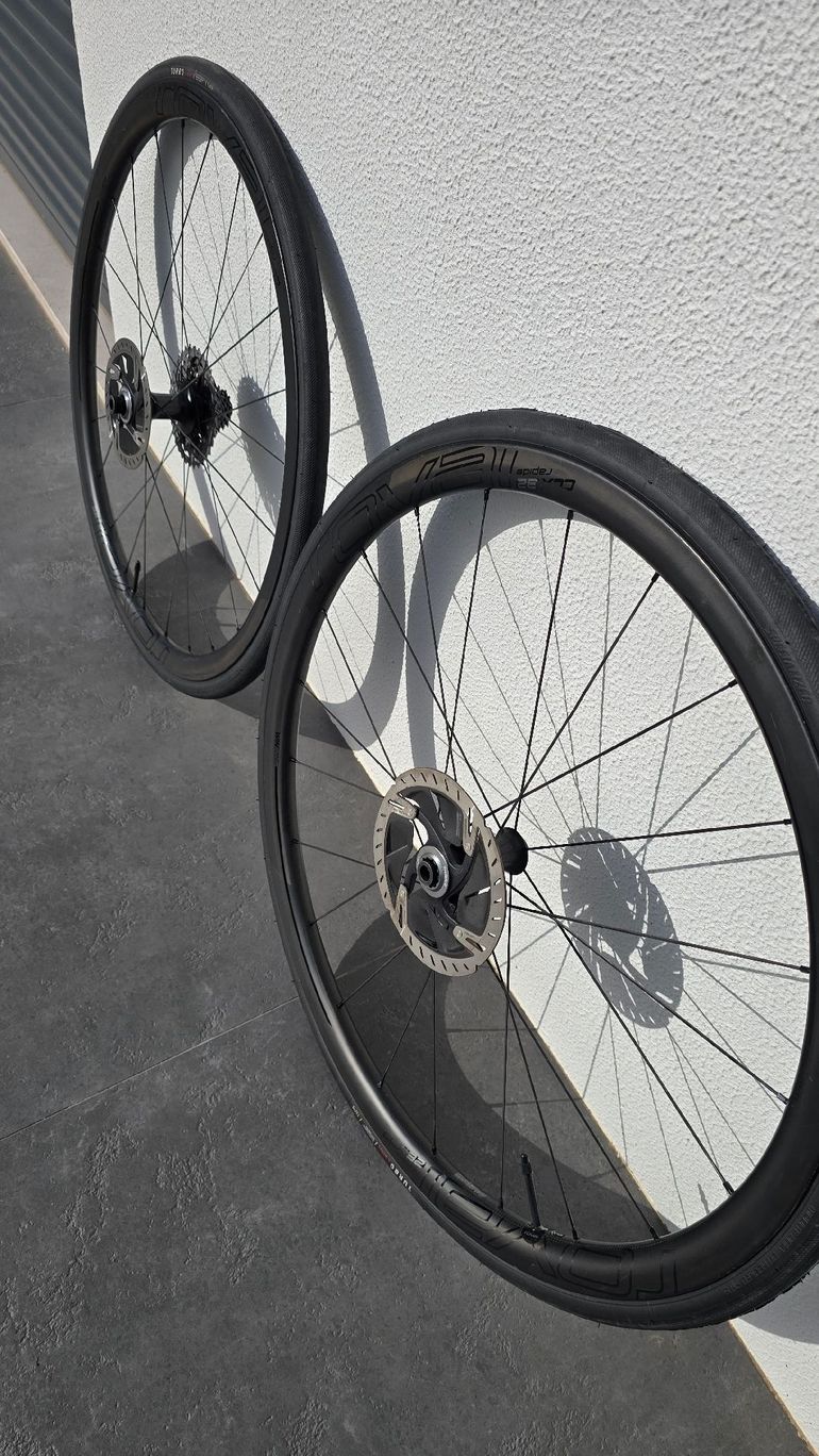 Käytetty Roval CLX 32 Complete Wheelset bike — kuva 9 / 14