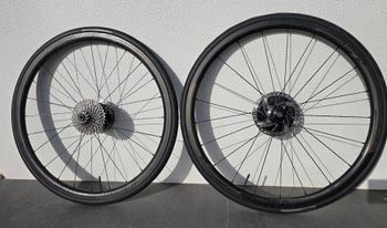 Käytetty Roval CLX 32 Complete Wheelset bike