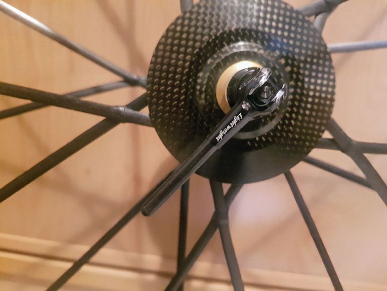 Used Lightweight Wheels 2016 bike — image 3 of 11