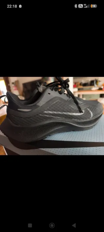 Pegasus Nike Air Zoom 37 Shield bike usato — immagine 5 di 11