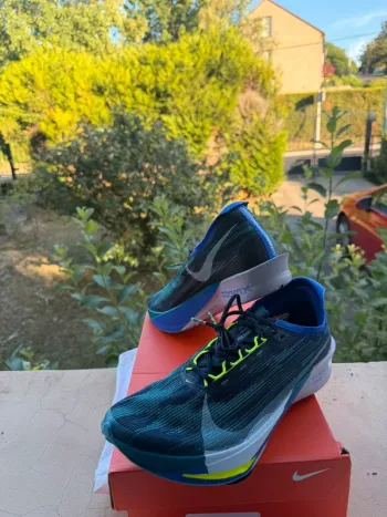 Nike ZoomX Streakfly bike d'occasion — image 2 sur 3