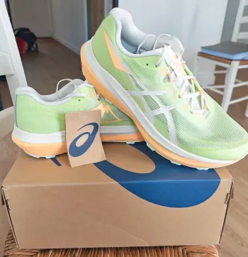 Brugt Asics FujiSpeed 4 bike