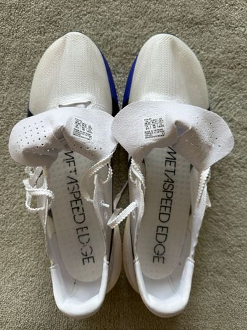 Gebrauchtes Asics Metaspeed Edge Tokyo 2026 Running Shoes
