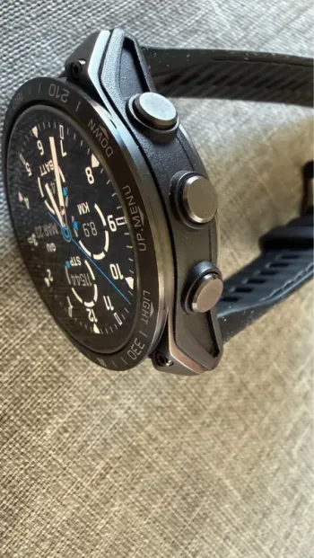 Used Garmin Fenix 8 bike — image 2 of 5