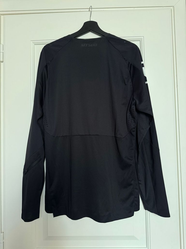 Used Endura MT500 Burner Long Sleeves Jersey Black bike — image 2 of 5