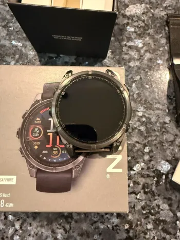 Used Garmin Fenix 8 47 mm bike — image 5 of 6