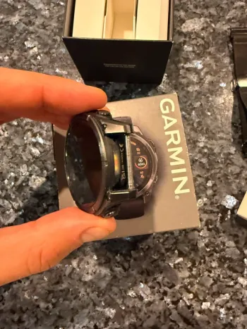 Used Garmin Fenix 8 47 mm bike — image 4 of 6