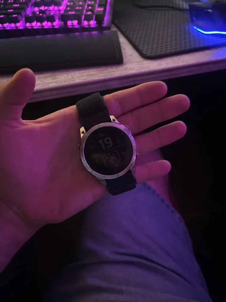 Used Garmin Fenix 7 bike — image 1 of 4
