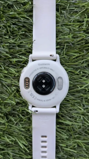 Used Garmin Vivoactive 5 bike — image 2 of 4