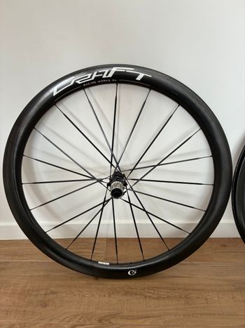 Použité crw works CS4045 Carbon Spoke Disc Wheelset 2026 bike — obrázek 2 z 5