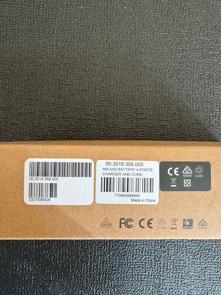 Used Sram AXS four battery charger bike — image 4 of 4