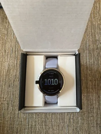 Used Garmin Venu 4 bike — image 5 of 6