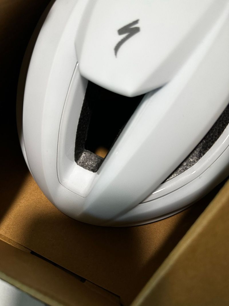 Used Specialized Evade 3 Helmet 2025 bike — image 3 of 5