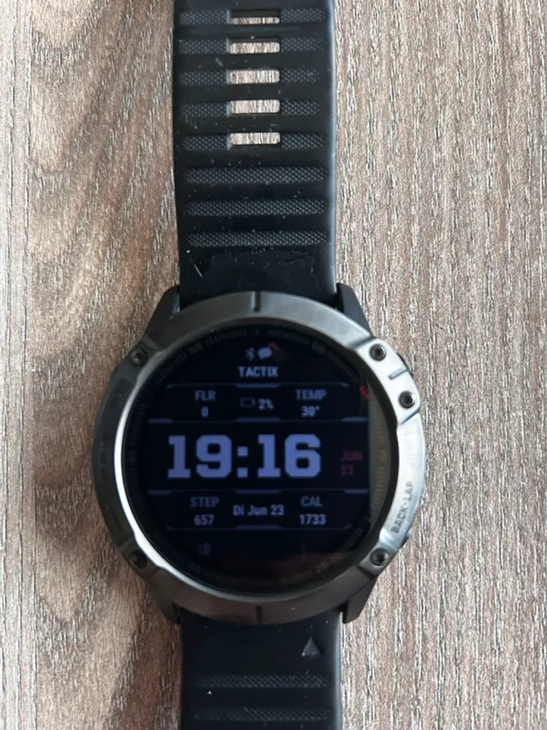 Used Garmin Fenix 6X Sapphire bike — image 2 of 8