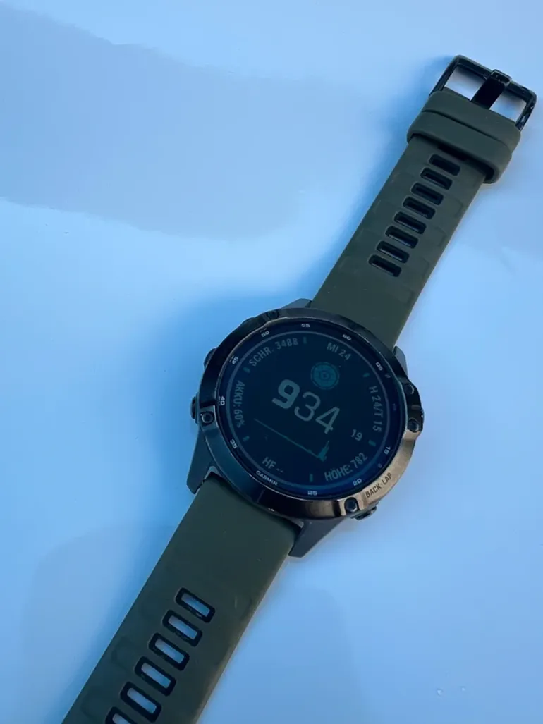 Used Garmin fēnix 6 Pro Solar Edition bike — image 1 of 8