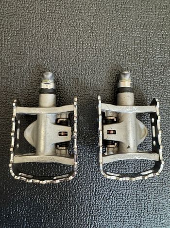 Used Shimano Pedals bike — image 2 of 2