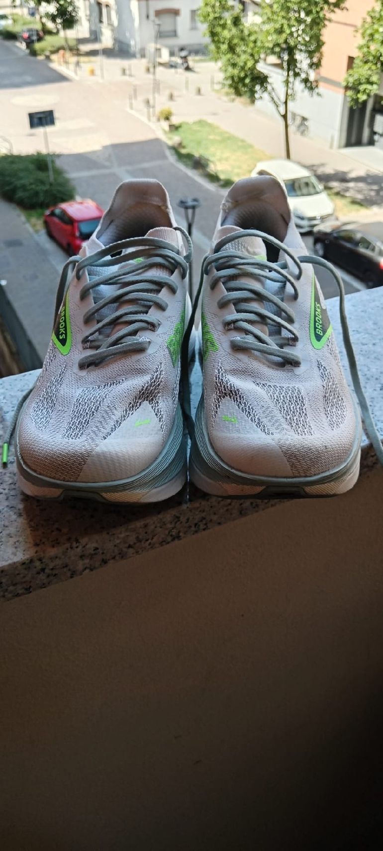 Brooks Hyperion Max 3 2026 bike usato — immagine 1 di 7