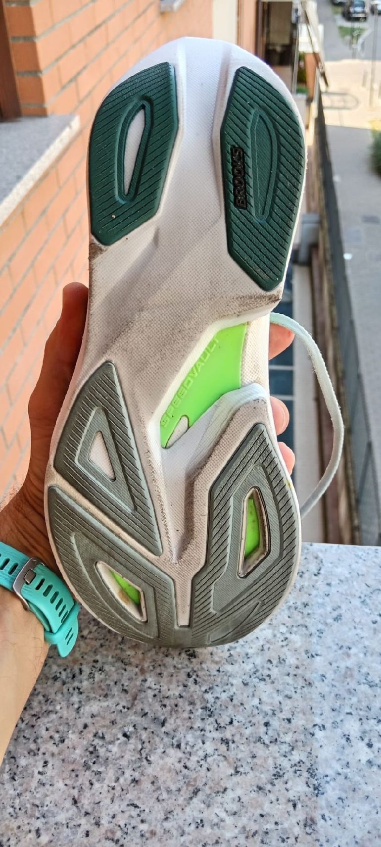 Brooks Hyperion Max 3 2026 bike usato — immagine 7 di 7