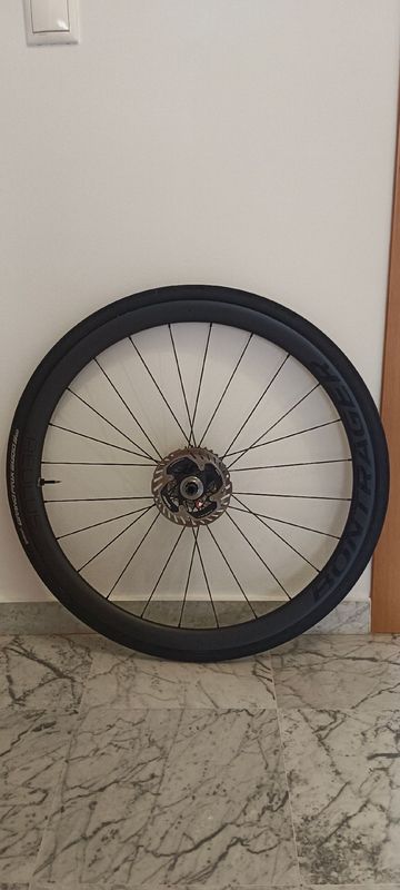 Tweedehands Bontrager Aeolus Pro 37 bike — afbeelding 1 van 5