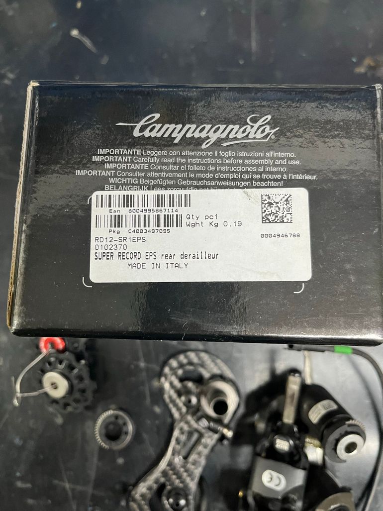 Käytetty Campagnolo EPS V3 11-speed Rear Derailleur 2022 bike — kuva 8 / 8