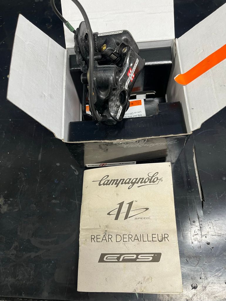 Käytetty Campagnolo EPS V3 11-speed Rear Derailleur 2022 bike — kuva 3 / 8
