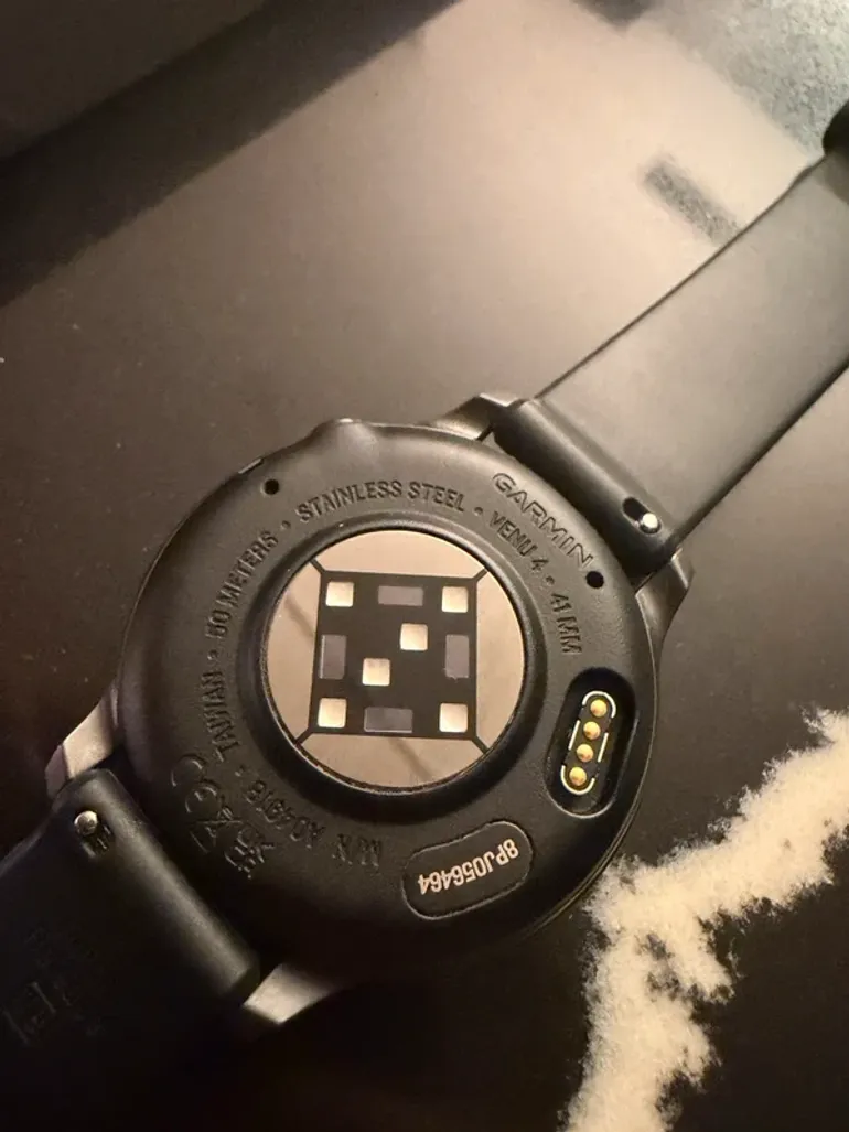 Used Garmin Venu 4 bike — image 3 of 3