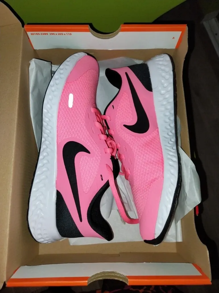 Nike Baskets roses bike d'occasion — image 1 sur 7