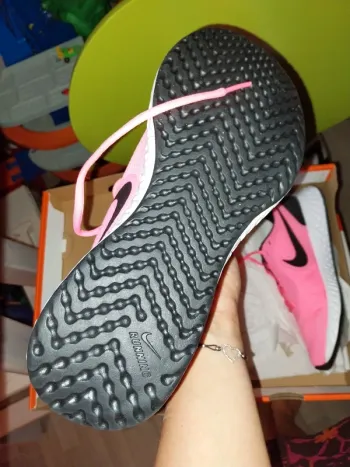 Nike Baskets roses bike d'occasion — image 4 sur 7