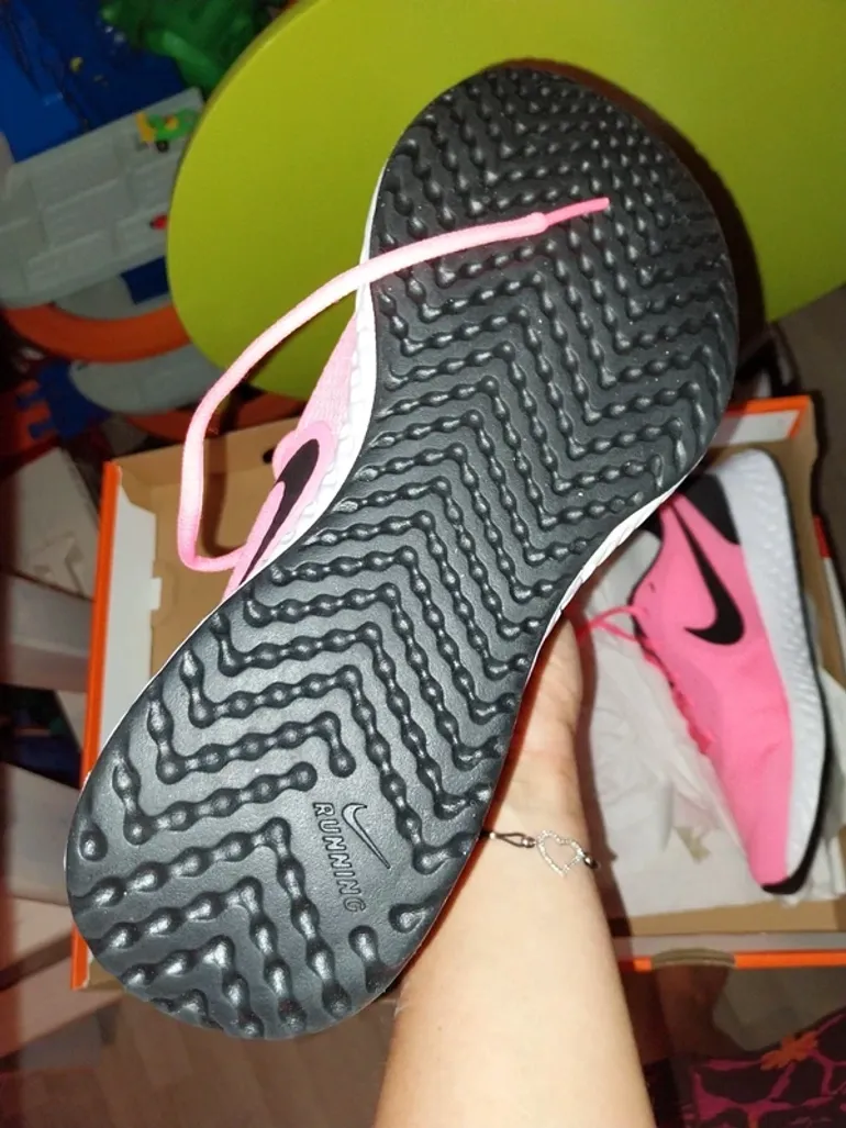Nike Baskets roses bike d'occasion — image 4 sur 7