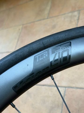 Used Vision tlr db sc 40 bike — image 4 of 8