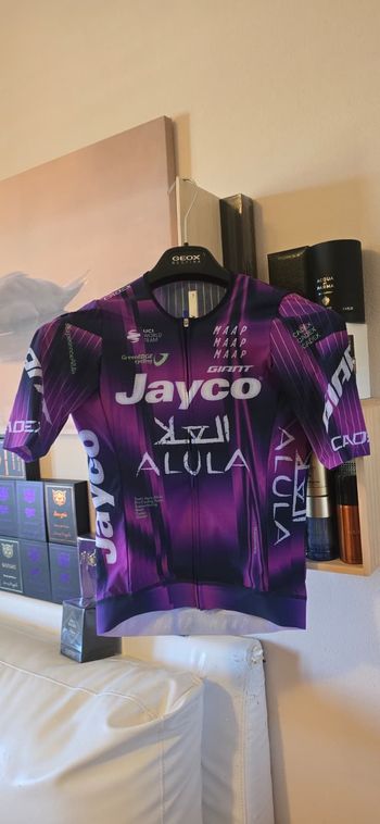 Käytetty MAAP Jayco Alula 2025 bike