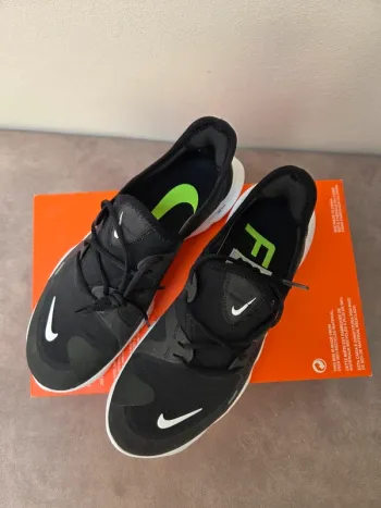 Nike Free Run 5.0 bike d'occasion — image 2 sur 10